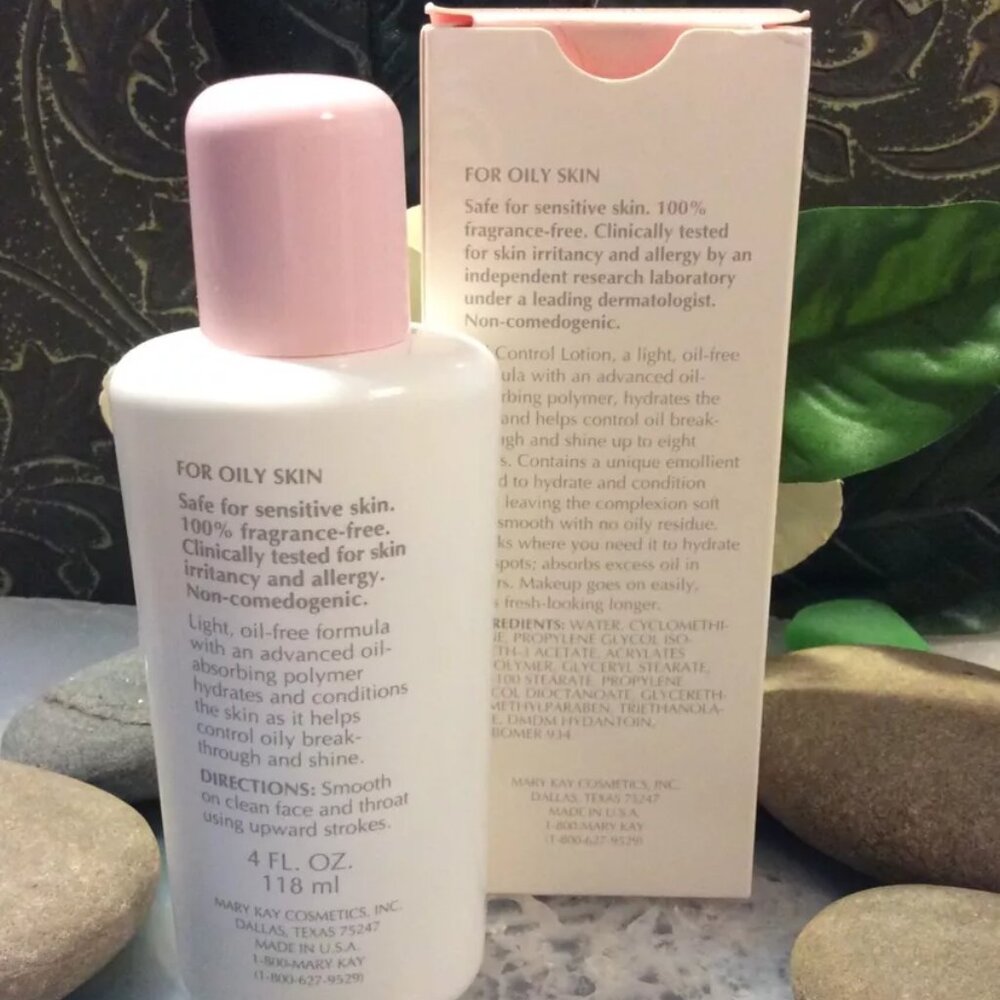 Mary Kay Oil Control Lotion Formula 3 - NIB - Picture 2 of 6